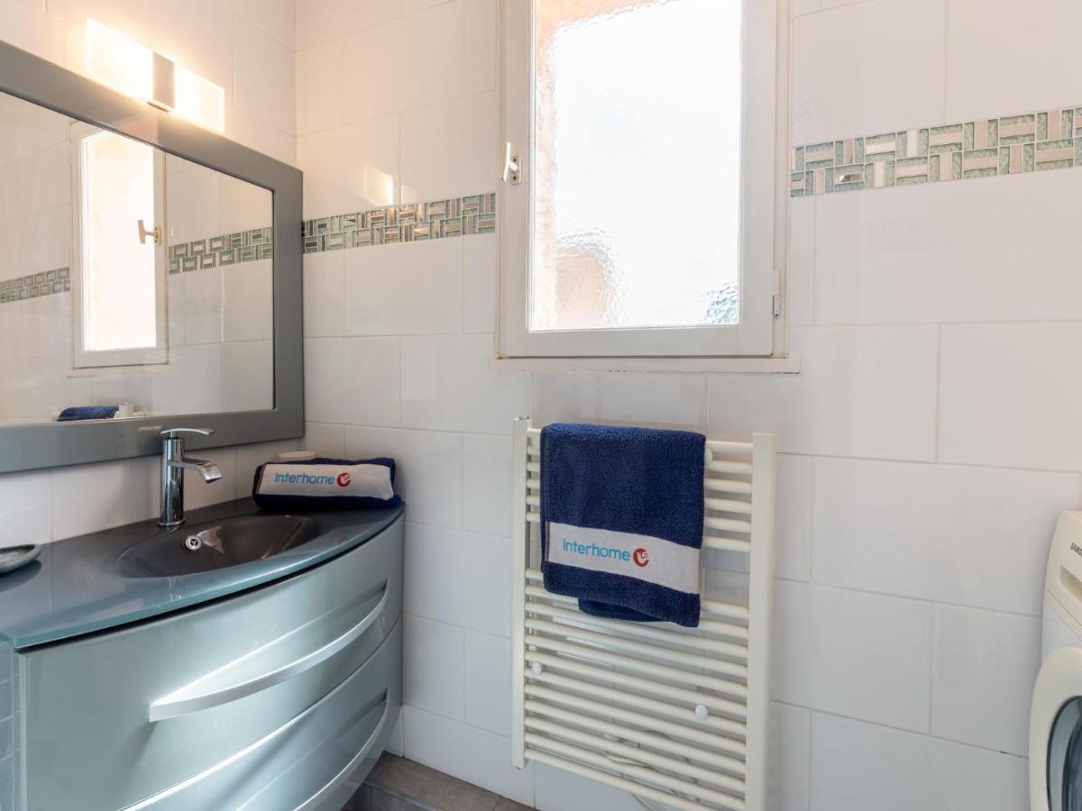 Apartment De La Plage-3 By Interhome Cavalaire-sur-Mer